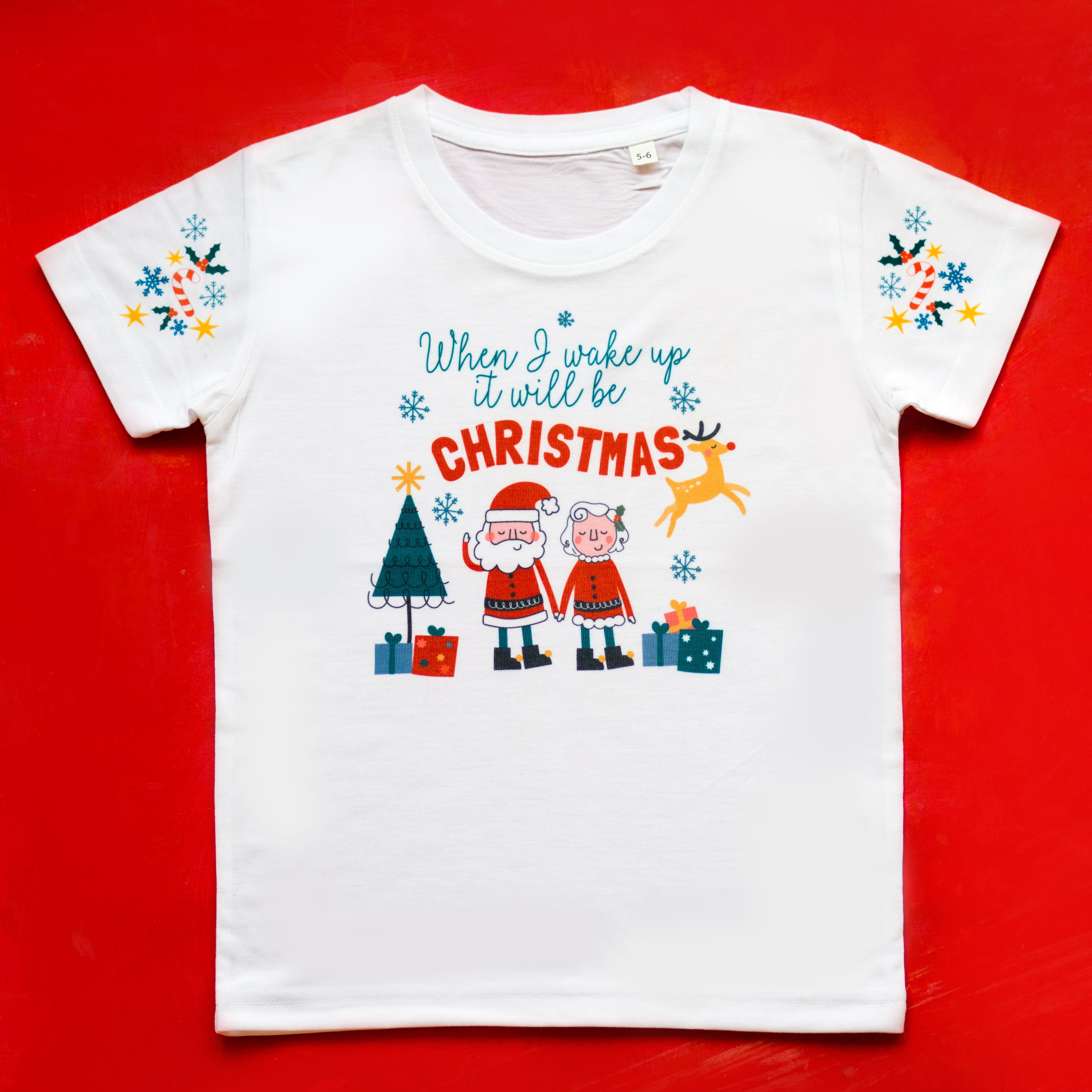 Mr and Mrs Clause 'When I Wake Up It Will Be Christmas' Tee