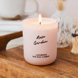 Rose Garden Soy Wax Candle – English Rose & Soft Musk Fragrance